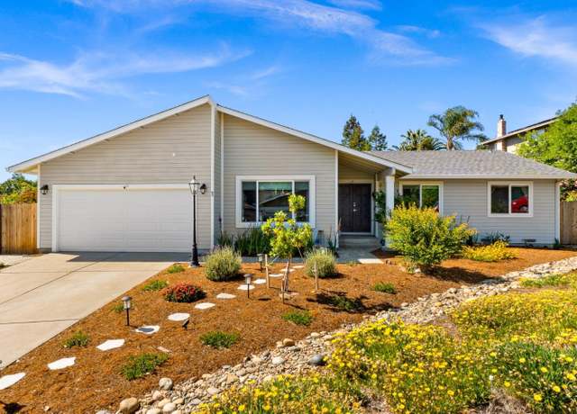 Property at 1 Malibu Ct, Clayton, CA 94517, 4 beds, 2.5 baths