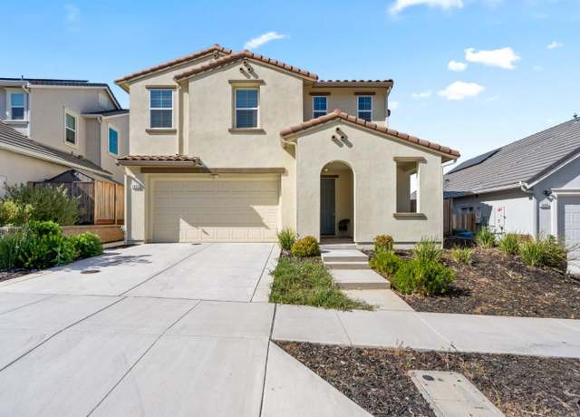 Property at 1455 Winzer Pl, Gilroy, CA 95020, 4 beds, 2.5 baths