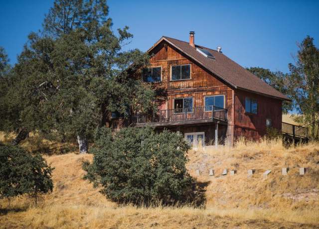 Property at 50325 Paulsen Rd, Lockwood, CA 93932, 5 beds, 3 baths