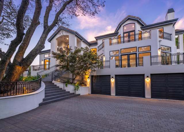 Property at 333 Raymundo Dr, Woodside, CA 94062, 4 beds, 4.5 baths