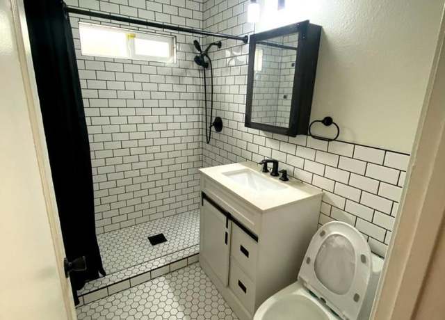 Property at 1672 E San Fernando St, San Jose, CA 95116, 3 beds, 2 baths