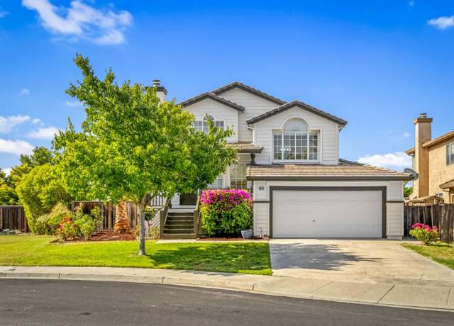 Property at 9082 Spencer Ct, Gilroy, CA 95020, 4 beds, 2.5 baths