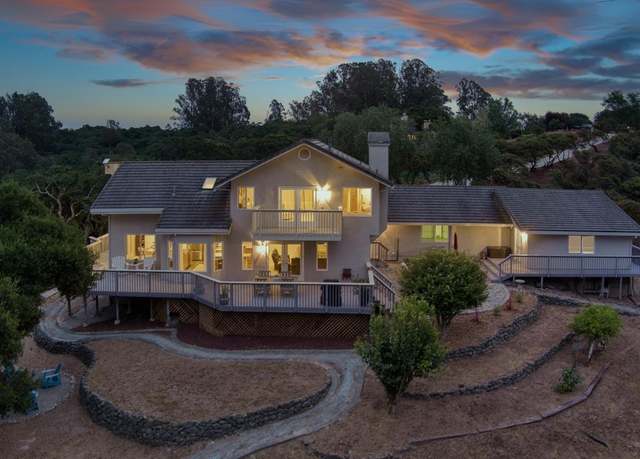 Property at 1650 Andreas Estates Pl, Royal Oaks, CA 95076, 4 beds, 3 baths