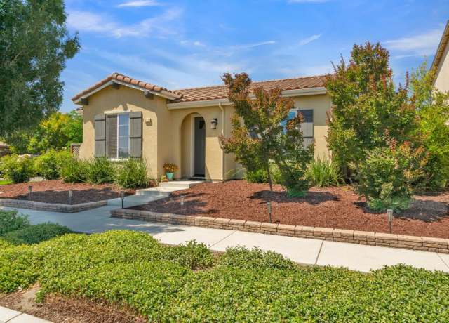 Property at 631 Livingston Ave, King City, CA 93930, 4 beds, 2 baths