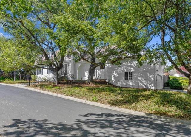 Property at 319 Montclair Rd, Los Gatos, CA 95032, 4 beds, 2.5 baths