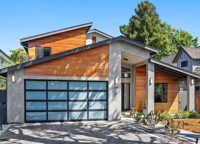 Property at 214 Farley Dr, Aptos, CA 95003, 4 beds, 3.5 baths
