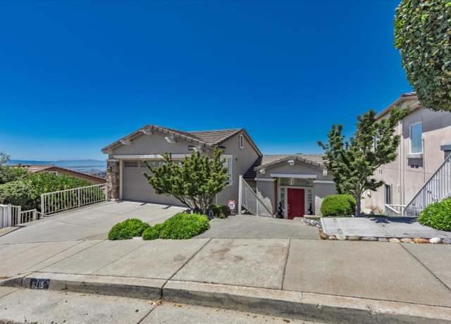 Property at 8215 Skyline Cir, Oakland, CA 94605, 3 beds, 2.5 baths