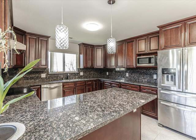 Property at 7381 Furlong Ave, Gilroy, CA 95020, 3 beds, 2 baths