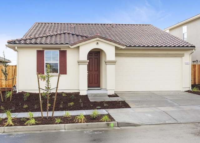 Property at 1871 Hydrangea Dr, Hollister, CA 95023, 4 beds, 3 baths