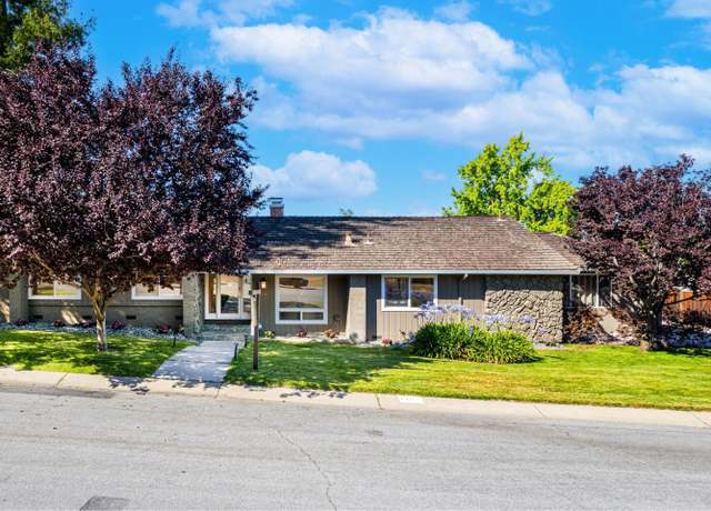 Property at 1405 Cedar Pl, Los Altos, CA 94024, 3 beds, 2 baths