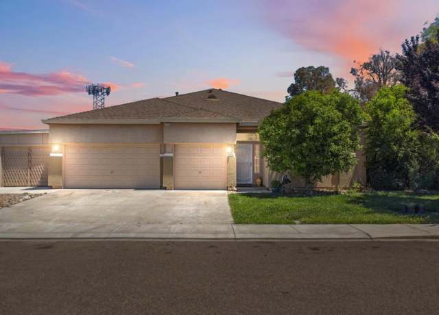 Property at 13494 Las Flores Dr, Gustine, CA 95322, 4 beds, 3 baths
