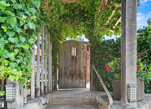 Property at 25550 Rio Vista Dr, Carmel, CA 93923, 3 beds, 3.5 baths