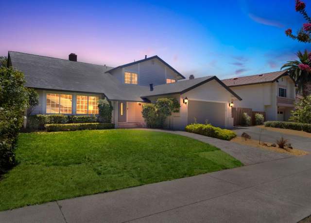 Property at 550 El Capitan Dr, Danville, CA 94526, 6 beds, 3 baths