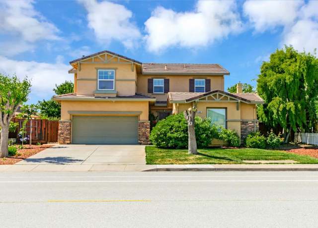Property at 685 E Central Ave, Morgan Hill, CA 95037, 4 beds, 2.5 baths