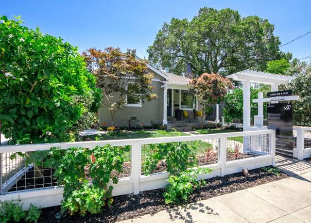 Property at 2653 Brewster Ave, Redwood City, CA 94062, 2 beds, 1.5 baths