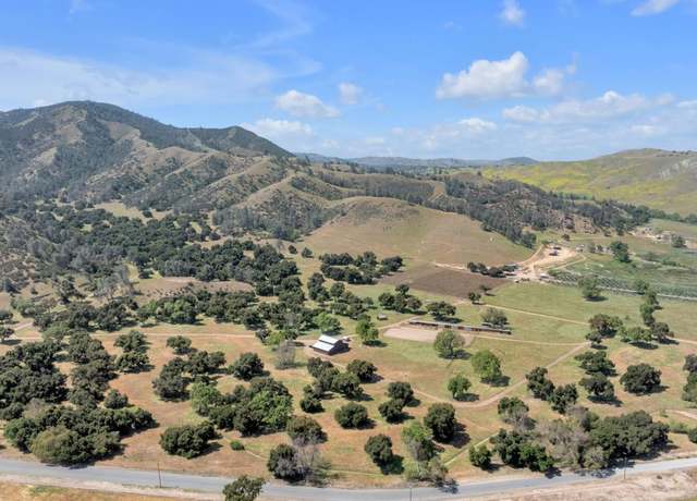 Property at 770 Limekiln Rd, Hollister, CA 95023