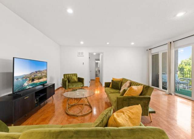 Property at 845 N Humboldt St #304, San Mateo, CA 94401, 2 beds, 2 baths