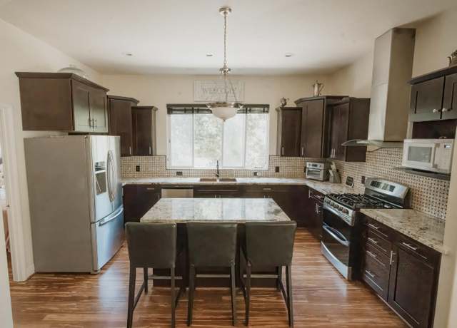 Property at 19 A El Cuenco, Carmel Valley, CA 93924, 3 beds, 2.5 baths