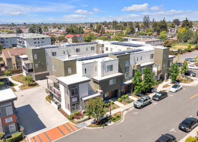 Property at 29255 Hub Ct, Hayward, CA 94544, 1 bed, 1.5 baths