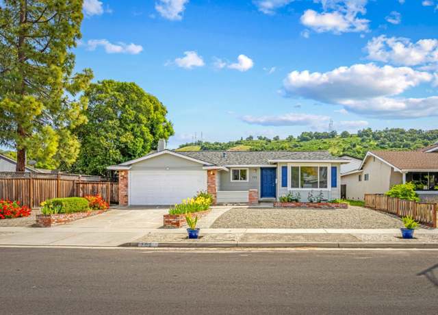 Property at 702 Cree Dr, San Jose, CA 95123, 4 beds, 2 baths