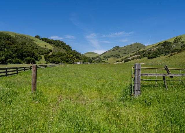 Property at 100 Old Stage Rd, San Juan Bautista, CA 95045, 3 beds, 2 baths
