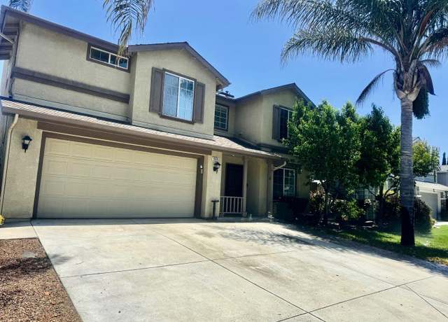 Property at 930 Talbot Dr, Hollister, CA 95023, 4 beds, 2.5 baths