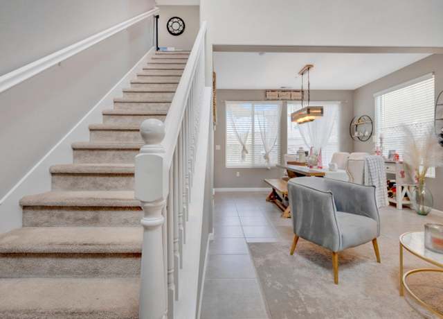 Property at 1028 Capri Way, Salinas, CA 93905, 5 beds, 2.5 baths