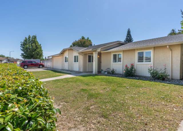 Property at 677 Hacienda Ave, Manteca, CA 95336, 3 beds, 2 baths