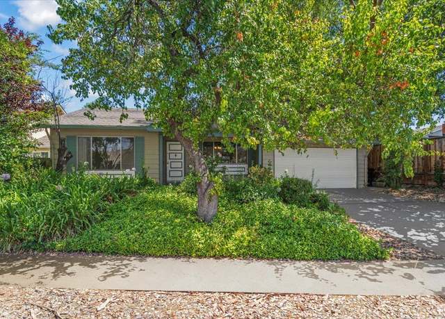 Property at 185 Castillon Way, San Jose, CA 95119, 4 beds, 2 baths