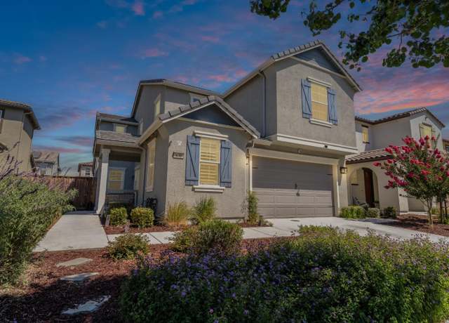 Property at 630 Cerrato Way, Hollister, CA 95023, 4 beds, 3 baths