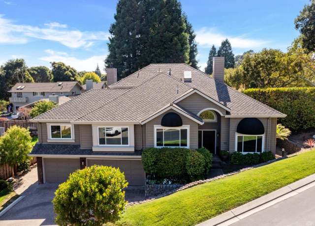 Property at 103 Victoria Ln, Aptos, CA 95003, 5 beds, 2.5 baths