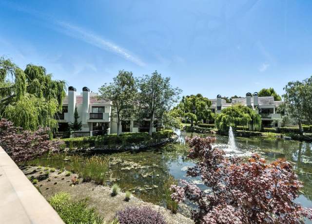 Property at 221 Shorebird Cir, Redwood Shores, CA 94065, 2 beds, 2 baths