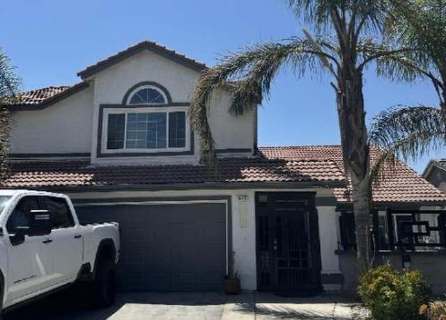 Property at 675 Pinot Noir Ct, Los Banos, CA 93635, 4 beds, 3 baths