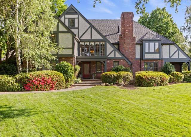 Property at 10 Fairway Dr, Chico, CA 95928, 5 beds, 3.5 baths
