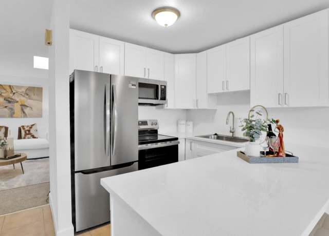 Property at 669 30th Ave, Santa Cruz, CA 95062, 3 beds, 2 baths