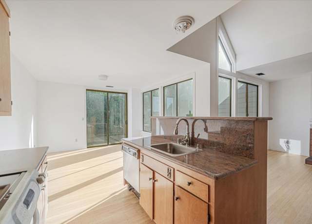 Property at 1456 9th Ave, San Francisco, CA 94122, 2 beds, 2 baths