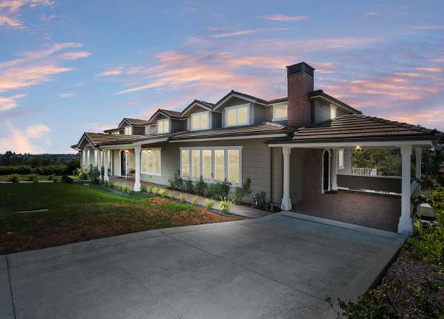 Property at 40 S Circle Dr, Santa Cruz, CA 95060, 4 beds, 5 baths