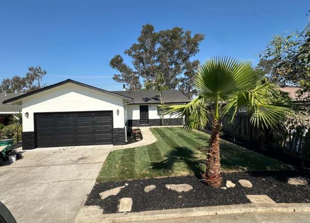 Property at 972 Woodrow St, Lodi, CA 95240, 3 beds, 1 bath