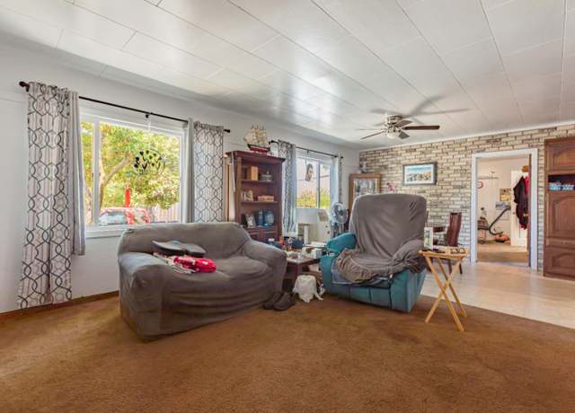 Property at 1579 Valley View Rd, Hollister, CA 95023, 40 beds, 27 baths