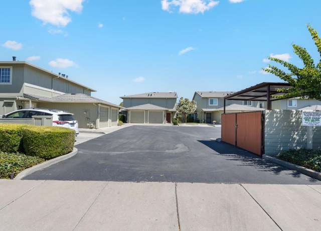 Property at 1411 Squire Ct, Hollister, CA 95023, 3 beds, 2 baths