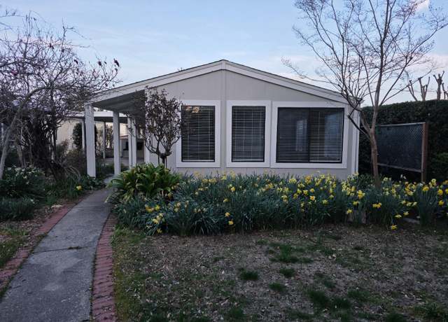 Property at 56 Guadalajara Dr #56, Sonoma, CA 95476, 2 beds, 2 baths