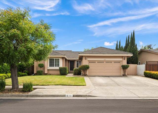 Property at 910 Blake Ct, Gilroy, CA 95020, 3 beds, 2 baths