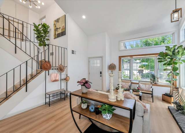 Property at 4276 Nerissa Cir, Fremont, CA 94555, 5 beds, 3 baths