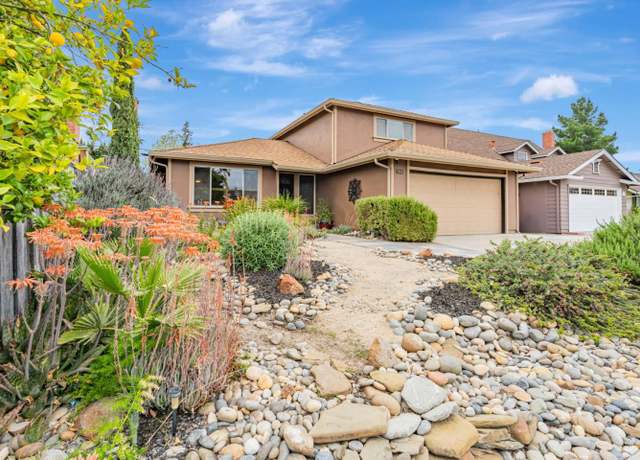 Property at 5684 Calpine Dr, San Jose, CA 95123, 3 beds, 2.5 baths