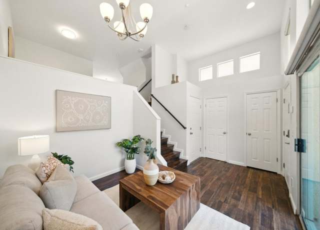 Property at 135 Frederick Ct, Mountain View, CA 94043, 3 beds, 2.5 baths