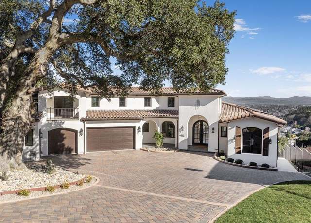 Property at 8772 Foxglove Ct, Gilroy, CA 95020, 5 beds, 5.5 baths