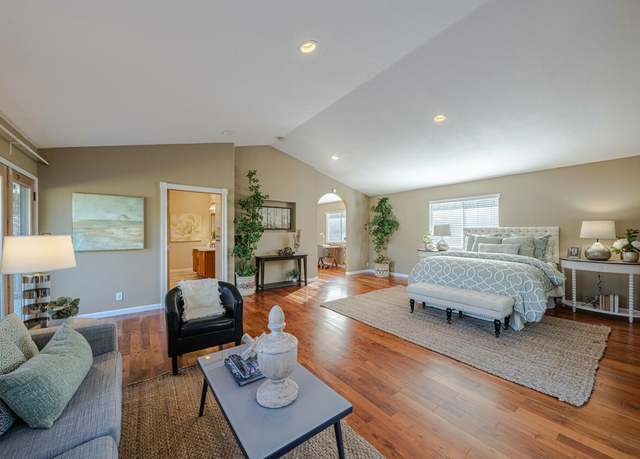 Property at 475 Paradise Rd, Salinas, CA 93907, 6 beds, 3 baths
