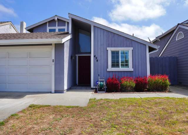 Property at 424 Brighton St, Salinas, CA 93907, 3 beds, 2 baths