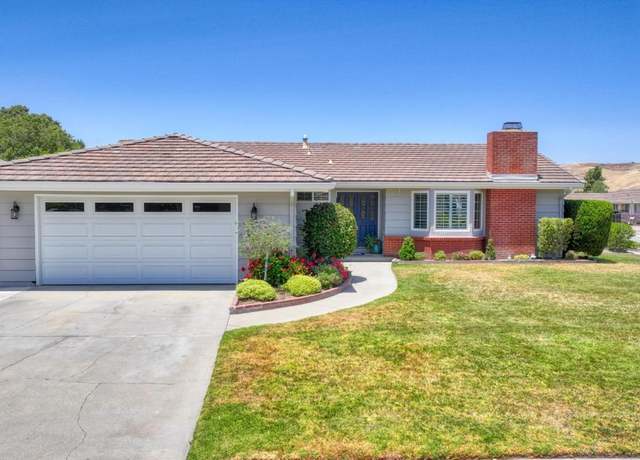Property at 22800 Bravo Pl, Salinas, CA 93908, 3 beds, 2 baths