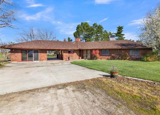 Property at 50145 Adobe Pl, Bradley, CA 93426, 3 beds, 2 baths